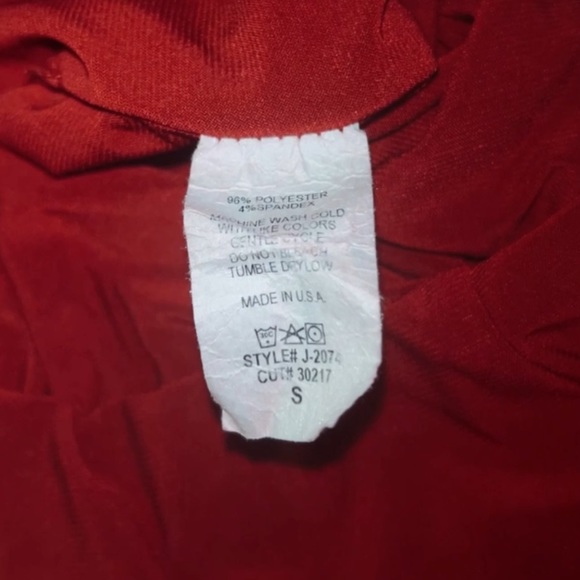 3/$20! Fashion Nova wide leg burgundy jumpsuit - Picture 3 of 6